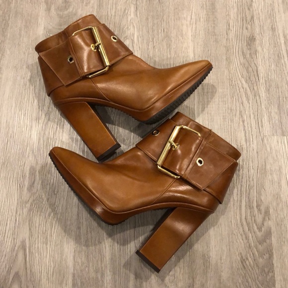 Rebeca Sanver Shoes - Rebeca Sanver “Melisa” Leather Ankle Boots Size 40